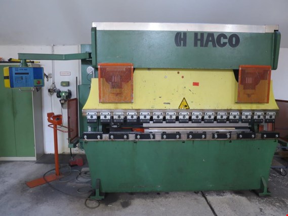 Used Haco PPES 30110 hydraulic 2 column press brake for Sale (Auction Premium) | NetBid Industrial Auctions