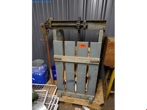Used manual hand crank paper press for Sale (Trading Premium) | NetBid Industrial Auctions