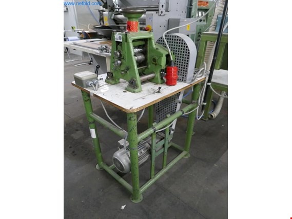 Used Bow machine (D006) for Sale (Auction Premium) | NetBid Industrial Auctions