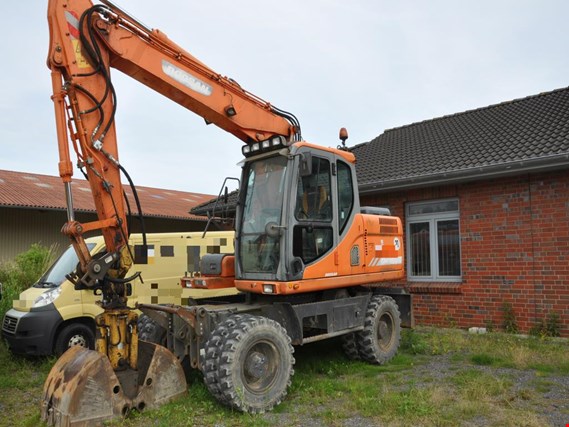 Used Doosan DX160W Mobile excavator for Sale (Auction Premium) | NetBid Industrial Auctions
