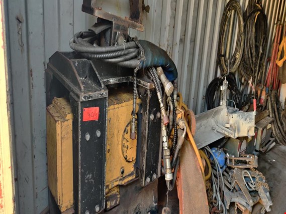 Used Pile driver hydraulic as attachment for excavator for Sale (Auction Premium) | NetBid Industrial Auctions