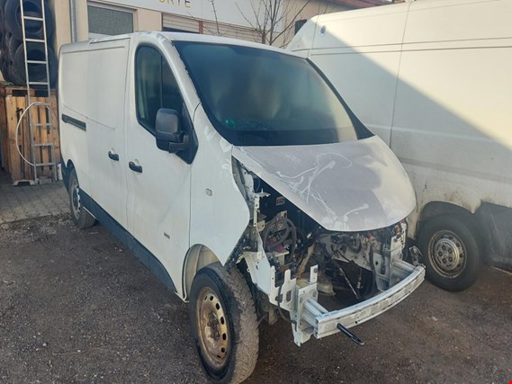 Used Opel Vivaro-PF7 Transporter for Sale (Online Auction) | NetBid Industrial Auctions