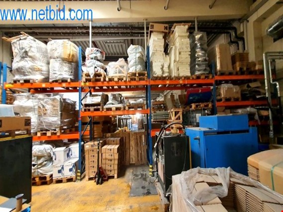Used 15 lfm. Pallet rack for Sale (Auction Premium) | NetBid Industrial Auctions