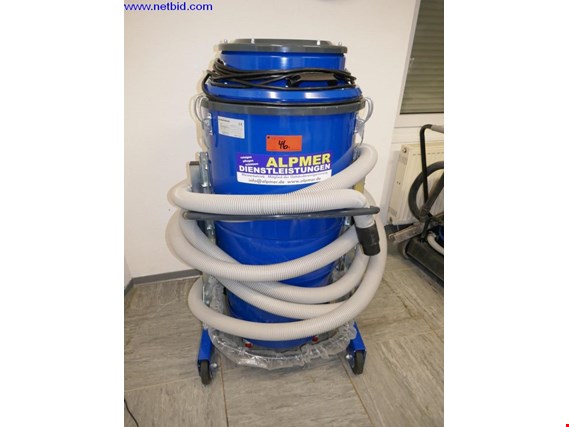 Used Columbus IDV 60 Industrial dry vacuum cleaner for Sale (Auction Premium) | NetBid Industrial Auctions
