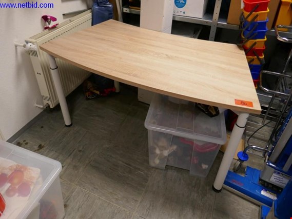 Used Desk combination for Sale (Trading Premium) | NetBid Industrial Auctions