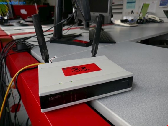 Lancom L-321 AGN Router (Trading Premium) | NetBid ?eská republika
