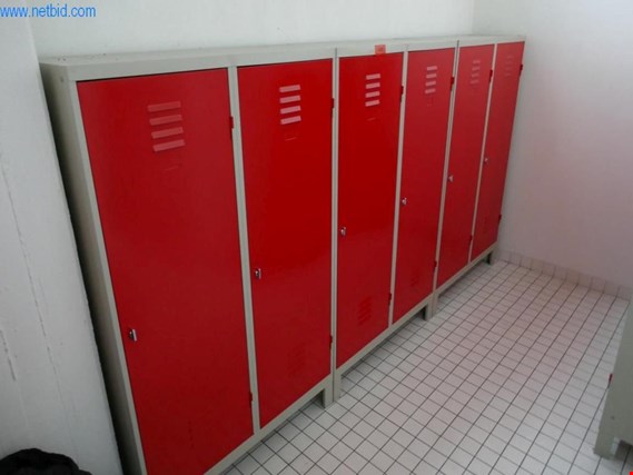 5 Metal lockers (Auction Premium) | NetBid ?eská republika