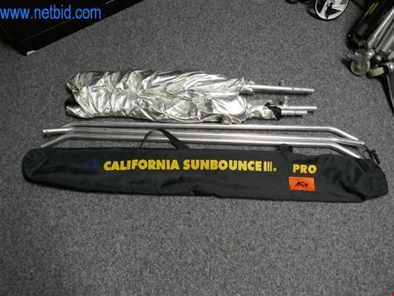 Used California Sunbounce III PRO Reflektor for Sale (Auction Premium) | NetBid Industrial Auctions