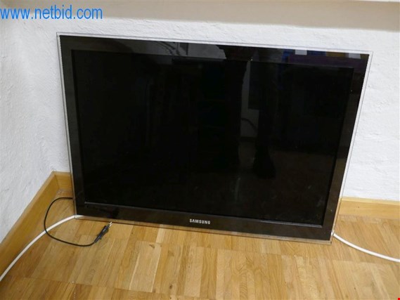 Used Samsung UE32C6820USXZG 32"-TV-Gerät for Sale (Trading Premium) | NetBid Industrial Auctions