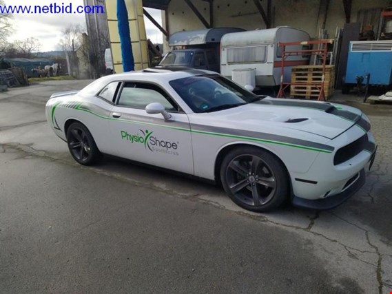 Used Dodge Challenger R/T Coupe Pkw for Sale (Auction Premium) | NetBid Industrial Auctions
