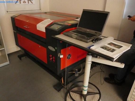 Used Exklusivlaser SH-G6090D Co2 engraving and dot cutting laser for Sale (Auction Premium) | NetBid Industrial Auctions