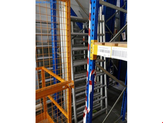 Used Layher UniRoll Aluminum mobile scaffold for Sale (Auction Premium) | NetBid Industrial Auctions