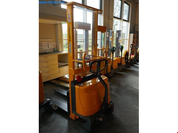 Used Jungheinrich HC 110/WP10M Electric Hand Truck for Sale (Trading Premium) | NetBid Industrial Auctions