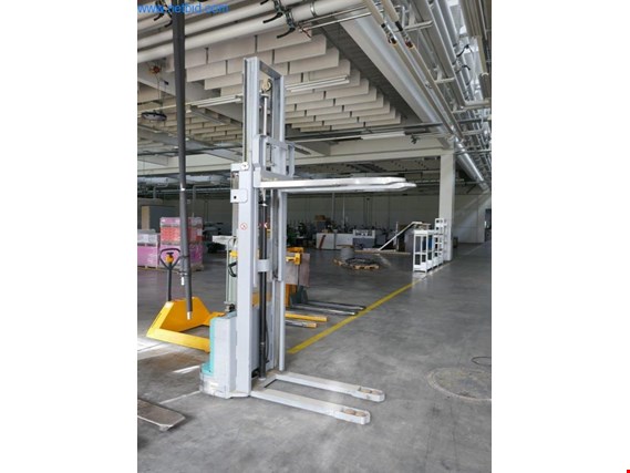 Used Electric high lift truck for Sale (Auction Premium) | NetBid Industrial Auctions
