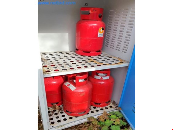 Used 5 Stacker gas cylinders for Sale (Trading Premium) | NetBid Industrial Auctions