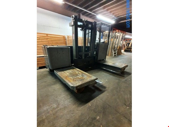 Used Kalar-Irion EFY30/12/35E Electric sideloader - later collection for Sale (Trading Premium) | NetBid Industrial Auctions