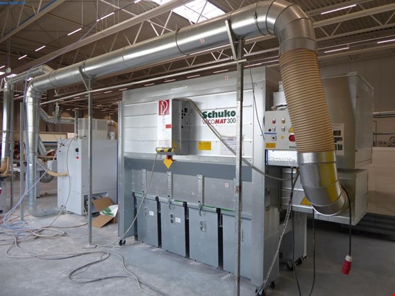 Used Schuko Vacomat 300 Dust extractor for Sale (Auction Premium) | NetBid Industrial Auctions