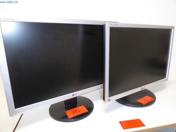 Used LG 2 22" monitors for Sale (Auction Premium) | NetBid Industrial Auctions