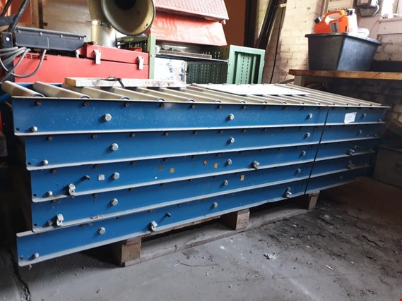 Used 6 Heavy duty roller conveyor for Sale (Auction Premium) | NetBid Industrial Auctions