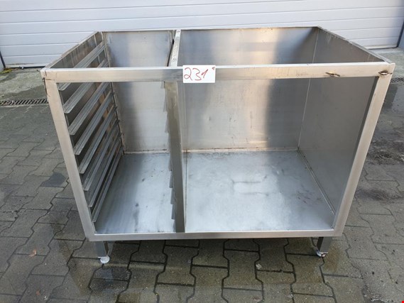 Used Kitchen base cabinet for Sale (Auction Premium) | NetBid Industrial Auctions