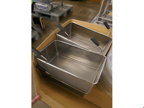 Used 4 Sieve inserts f. deep fryers for Sale (Trading Premium) | NetBid Industrial Auctions