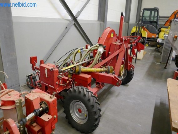 Used Kverneland Miniair S Seeder for Sale (Auction Premium) | NetBid Industrial Auctions
