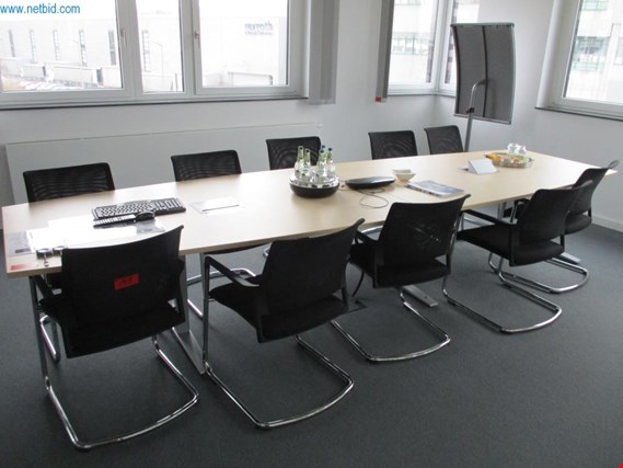 Used Meeting table combination for Sale (Auction Premium) | NetBid Industrial Auctions