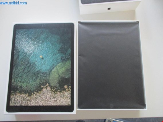 Used Apple iPad Pro 12.9 2 Tablet PC for Sale (Auction Premium) | NetBid Industrial Auctions