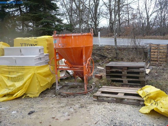 Used FE Concrete bucket for Sale (Auction Premium) | NetBid Industrial Auctions