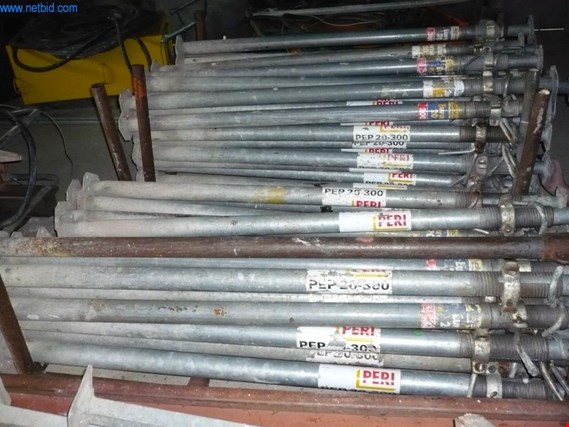 Used Peri/Doka ca. 70 Industrial supports for Sale (Auction Premium) | NetBid Industrial Auctions