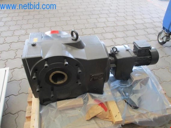 Used Nord Drivesystems SK 9072.1/32AZBDH-80S/6 BLOCK bevel gearbox for Sale (Auction Premium) | NetBid Industrial Auctions