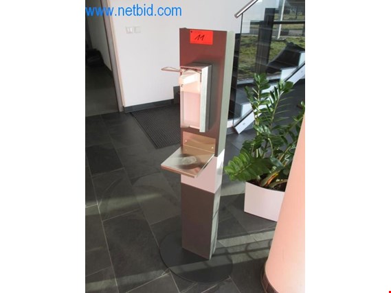 Disinfecterende dispenser gebruikt kopen (Online Auction) | NetBid industriële Veilingen