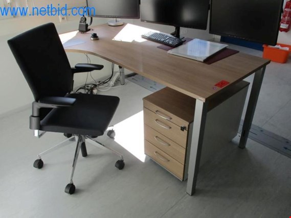 Used Office² Freeform desk for Sale (Auction Premium) | NetBid Industrial Auctions