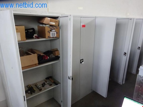 4 Sheet metal cabinets (Auction Premium) | NetBid España