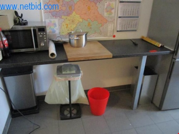 Used Wall table for Sale (Auction Premium) | NetBid Industrial Auctions