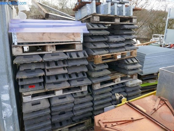 Used 5 Pallets for Sale (Auction Premium) | NetBid Industrial Auctions