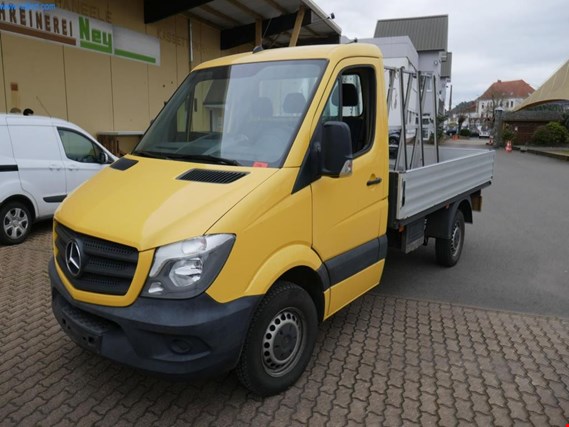 Used Mercedes-Benz Sprinter II 213 CDI Transporter for Sale (Auction Premium) | NetBid Industrial Auctions