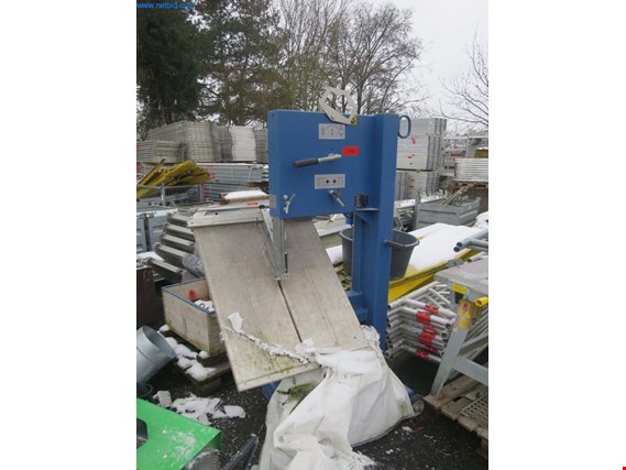 Used Lissmac MBS 510 Stone band saw for Sale (Auction Premium) | NetBid Industrial Auctions