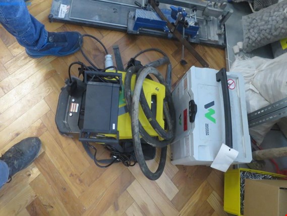 Used Wacker Battery-powered vibratory bottle system for Sale (Auction Premium) | NetBid Industrial Auctions