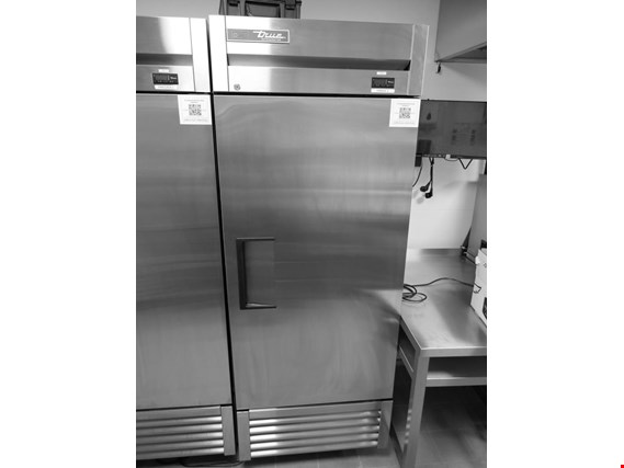 True T-23-HC Gastro refrigerator - surcharge with reservation (Auction Premium) | NetBid ?eská republika