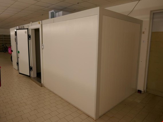 Incold 2VX3103101, 2VW3837601 Plastic cold room - surcharge with reservation (Auction Premium) | NetBid España
