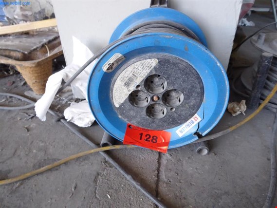 Used Berner Plastic cable drum for Sale (Auction Premium) | NetBid Industrial Auctions