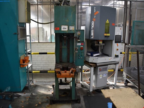 Used Hymag HME 15S Hydraulic press for Sale (Auction Premium) | NetBid Industrial Auctions