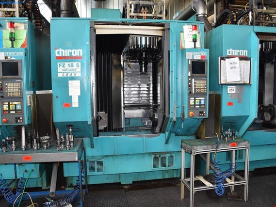 Chiron FZ 18 S Lean Fanuc mit 4. Achse CNC-Bearbeitungszentrum gebraucht kaufen (Auction Premium) | NetBid Industrie-Auktionen