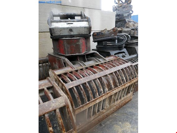 Used hydraulic clamshell bucket for Sale (Auction Premium) | NetBid Industrial Auctions