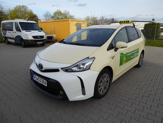 Toyota Prius + Hybrid Comfort Taxi PKW (Taxi) (Auction Premium) | NetBid España