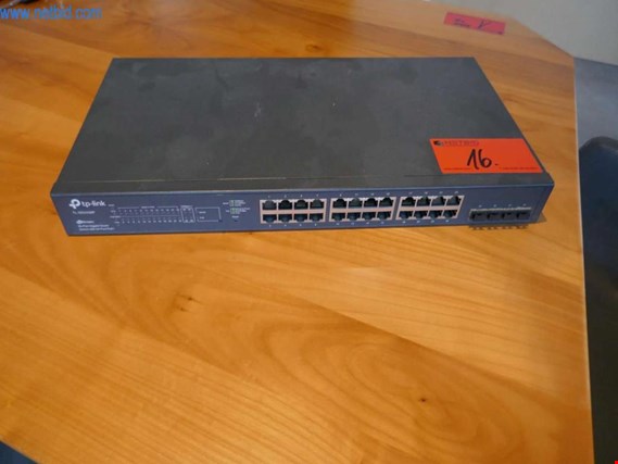 Used TP-Link TL-SG2428P Network switch for Sale (Auction Premium) | NetBid Industrial Auctions