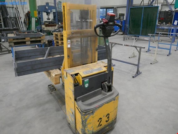 Used Electric pedestrian high lift truck (23) for Sale (Auction Premium) | NetBid Industrial Auctions
