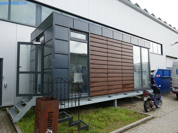 Used 40´ office container (later release - pickup only by arrangement) for Sale (Auction Premium) | NetBid Industrial Auctions