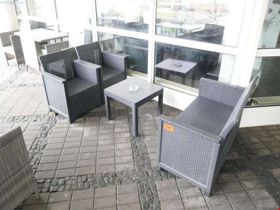 Used 3 Bistro tables for Sale (Auction Premium) | NetBid Industrial Auctions